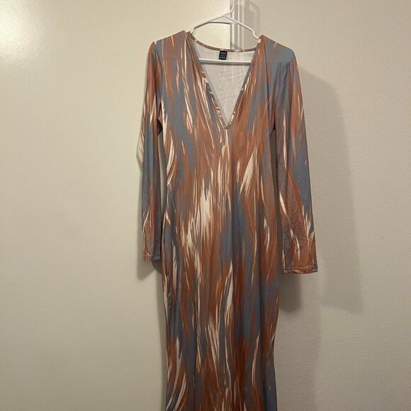 Bodycon Long Sleeve Dress - Picture 7 of 7